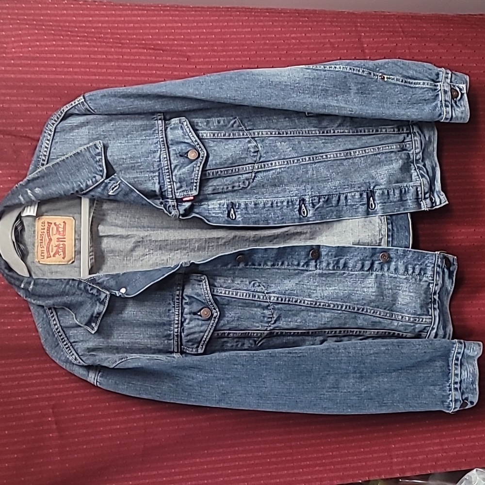 Levi Jean Jacket size XL